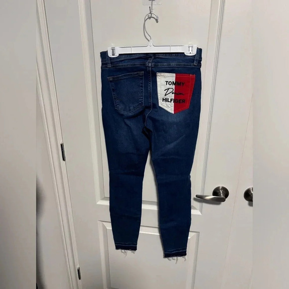 Tommy Hilfiger Denim  | Logo Detail Skinny Jeans | Size 4 - Picture 4 of 5